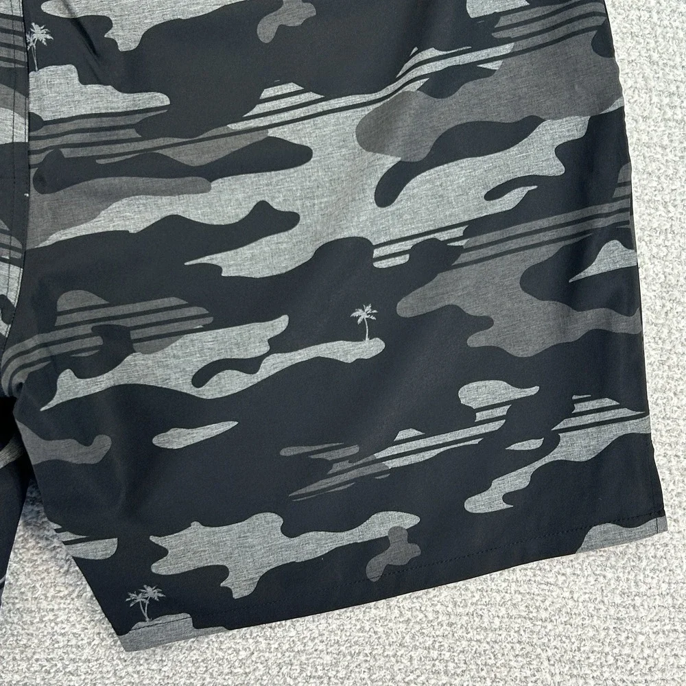 Travis Mathew Shorts Mens 2XL 40